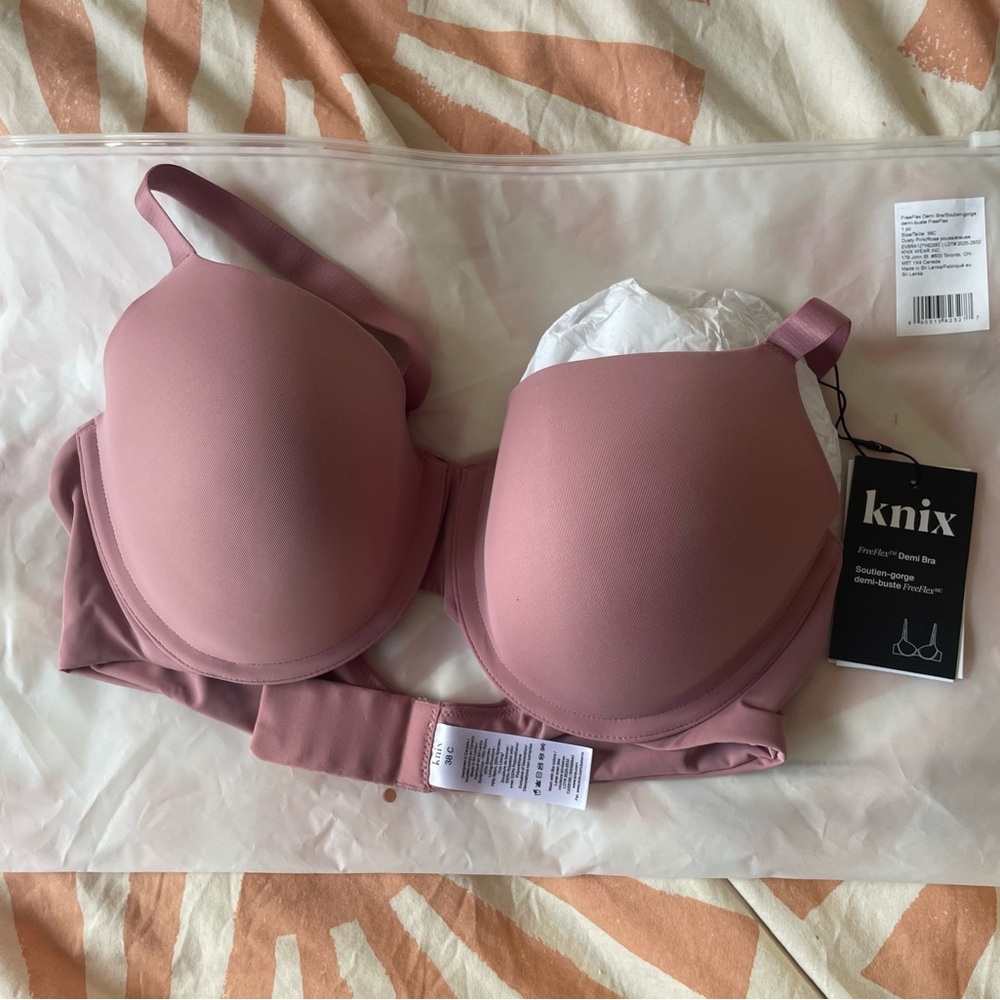 Knix FreeFlex Demi Bra lined